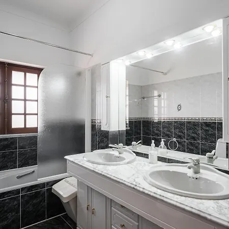 Guestready - Rustic Oasis In Penzion Vila Nova de Cerveira